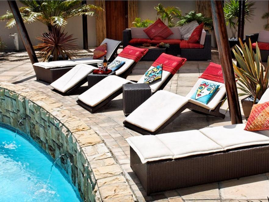 African Breeze Guesthouse Книсна Екстериор снимка